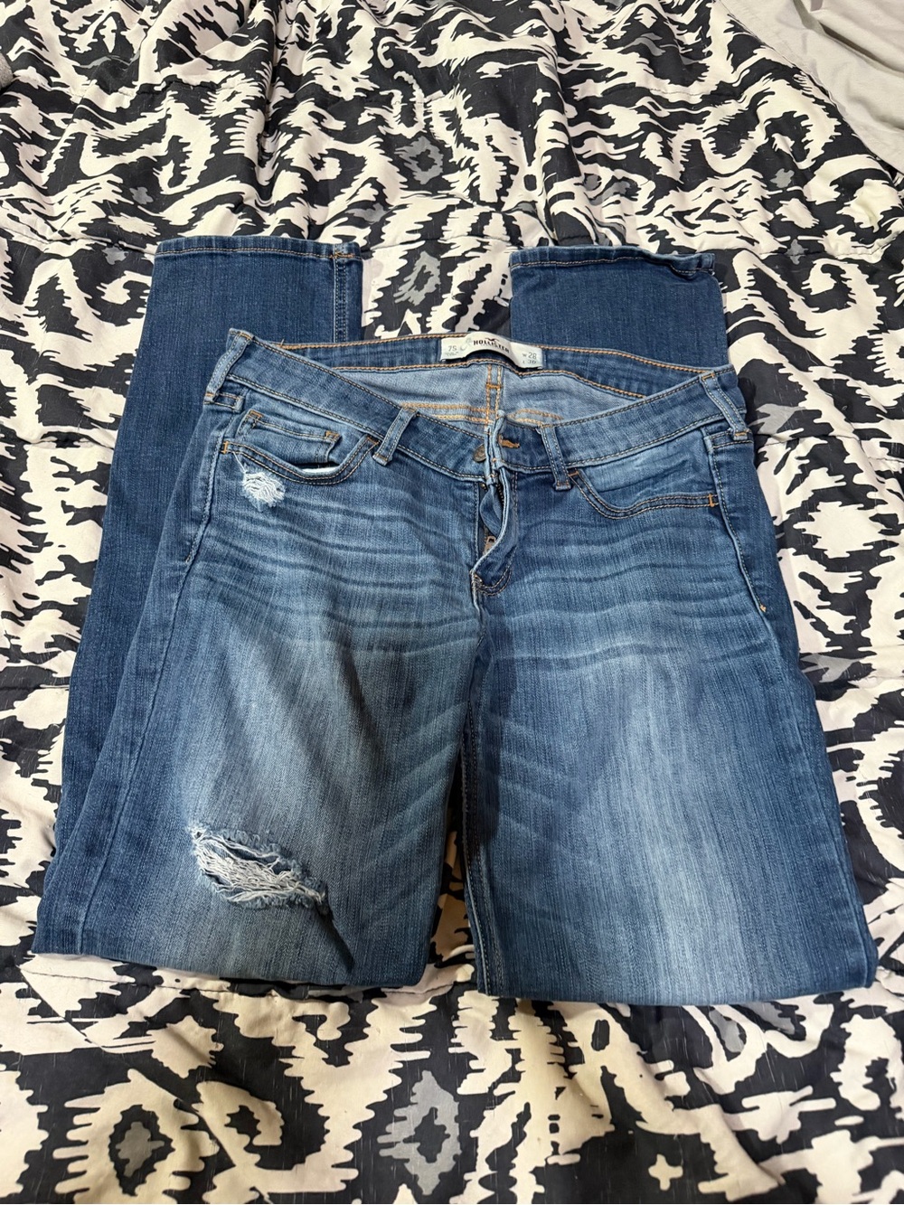 Jeans - Picture 3 of 4